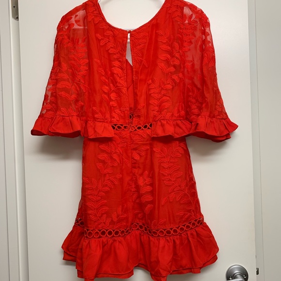 Goodnight Macaroon Red Embroided dress - Picture 2 of 4